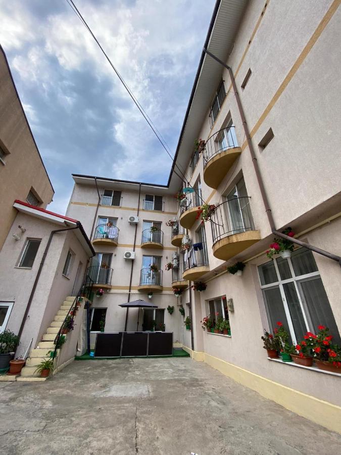 Vila Gymy Bed & Breakfast Constanta Exterior photo